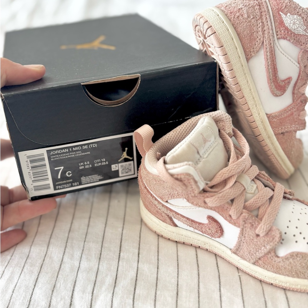 Air Jordan 1 Mid SE legend pink suede toddler sz 7 - Picture 7 of 8